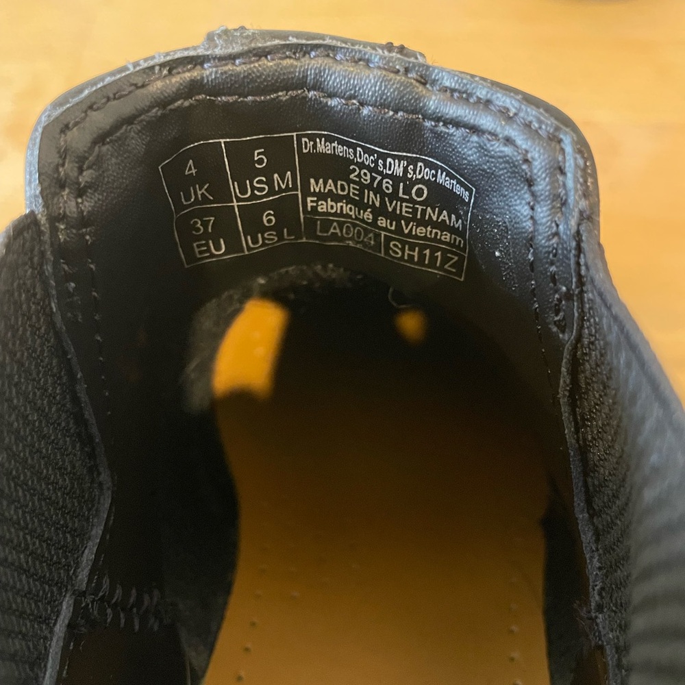 Dr. Martens 2976 Lo Rogue Black Leather Chelsea Boots UK4 EU37 - Picture 7 of 7